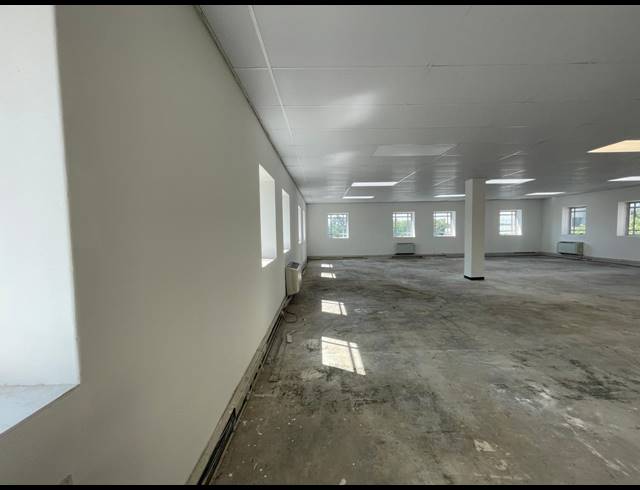 187.60M² OFFICE TO LET IN RIVONIA